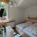 Waldgasthaus & Steinerne Renne 3*