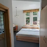 Waldgasthaus & Steinerne Renne 3*