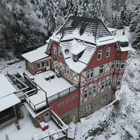 Отель Waldgasthaus & Steinerne Renne 3*